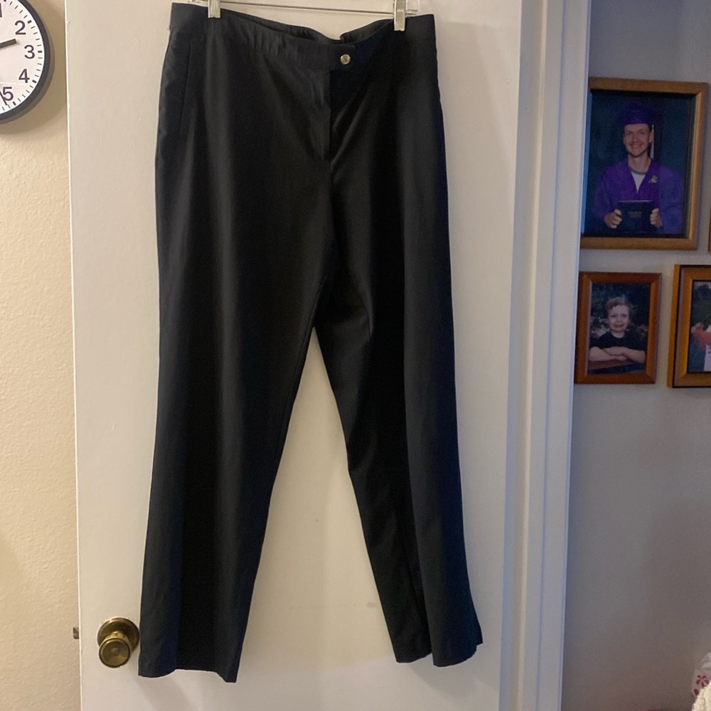 Chicos zenergy pants. Full length, light weight, black, 3 pockets, size 2 rg